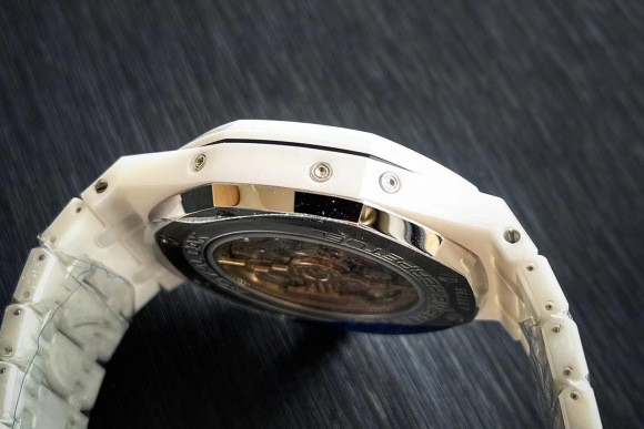 APS厂爱彼26579白陶瓷皇家橡树腕表做工评测