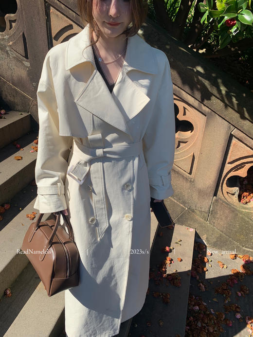 Read Nameless /白色风衣 商品图8