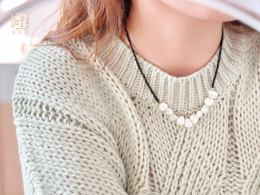 巴洛克花瓣珍珠黑尖晶设计项链 商品图4