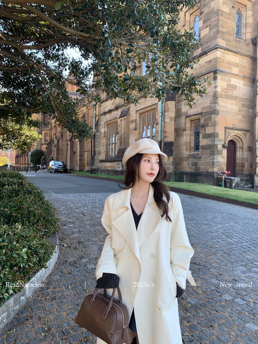 Read Nameless /白色风衣 商品图2