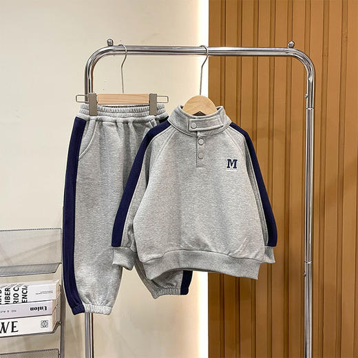 【高品质时尚，舒适兼具的选择！】秋季新款童装儿童运动套装撞色字母休闲两件套男童春秋装是您孩子的理想选择 商品图5
