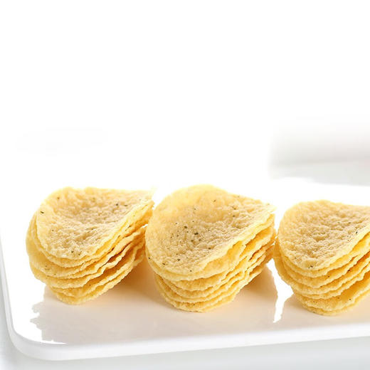 乐事（Lay's） 薯片原味70g多口味可选薯片网红膨化食品居家追剧零食年货节礼包 意大利香浓红烩味70g 商品图1