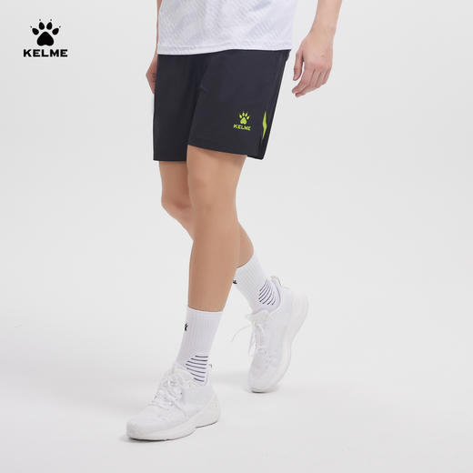 卡尔美2023新款男士训练短裤 商品图1