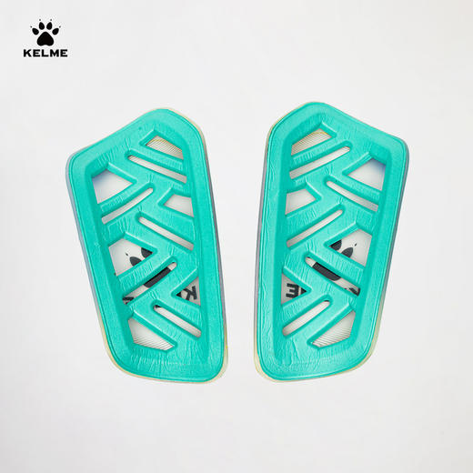 卡尔美新款足球护腿板 商品图1