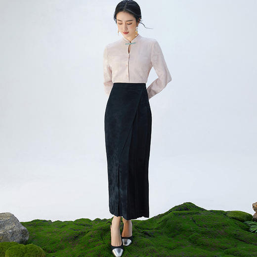 IWY/秋季高端时尚粉色衬衫女长袖职业套裙气质优雅名媛休闲套装工作服FYB251粉+FYS237黑 商品图3