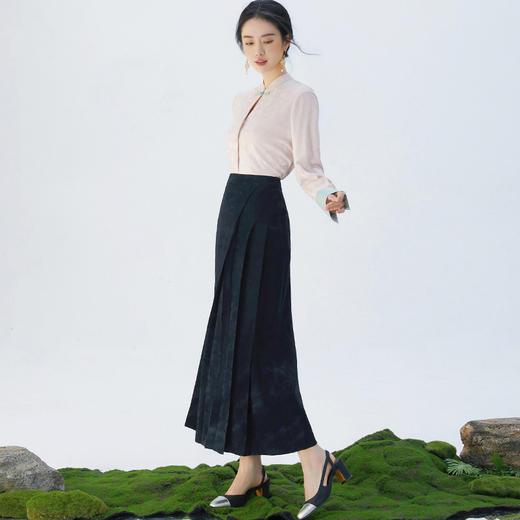 IWY/秋季高端时尚粉色衬衫女长袖职业套裙气质优雅名媛休闲套装工作服FYB251粉+FYS237黑 商品图1