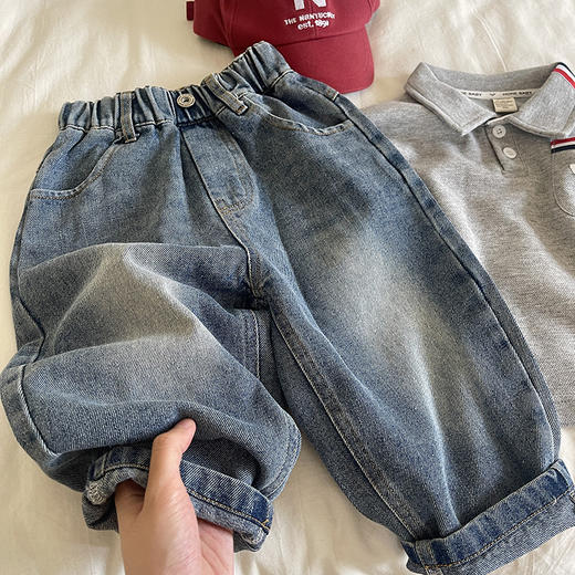 【设计简约而经典，展现时尚与个性！】2023秋款新品儿童牛仔裤 男童女童经典牛仔裤童装裤子为孩子们带来舒适感和时尚风格 商品图0