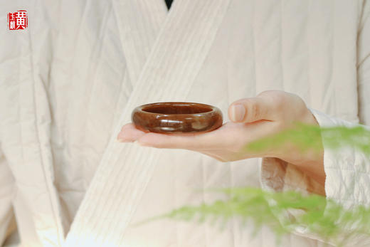 [ 甜甜的情诗 ]  和田玉糖玉手镯 | 温润厚重，色泽大气，甜蜜入心 商品图0