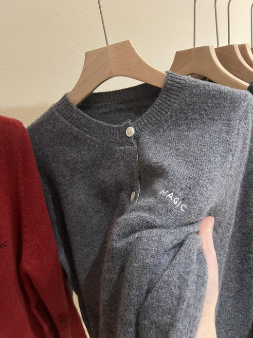 羊绒m开衫 商品图7