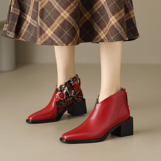 黑色民族风刺绣高跟短靴，秋冬小方头粗跟中跟靴女士马丁靴JJ-D8010 商品图3