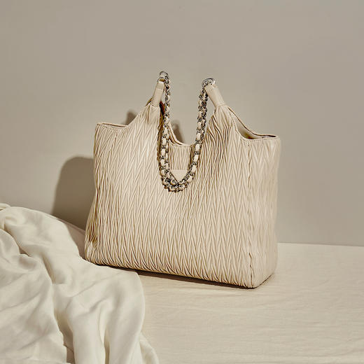 Safiya/索菲娅2023新款时尚托特包大容量腋下包女士手提单肩斜挎女包SF9158046Y 商品图7