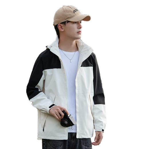 【防泼水透气科技❗️冲锋衣夹克】男士外套防风防水，女士外套夹克风衣，登山服情侣搭配。风衣登山服拼色情侣外套，秋运动外套男冲锋衣女防风防水冲锋衣夹克风衣登山服拼色情侣外套父亲节礼物新年礼盒年货礼盒 商品图4