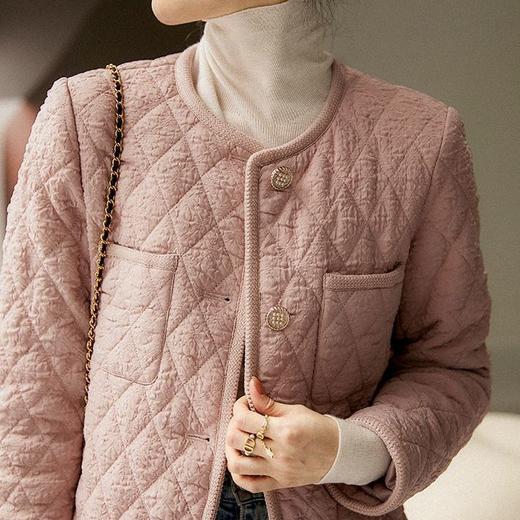 【秋日搭配神器】轻奢气质名媛小香风外套 浮雕花纹衣面经典复古 奢华 百搭气质 优雅时髦 商品图3