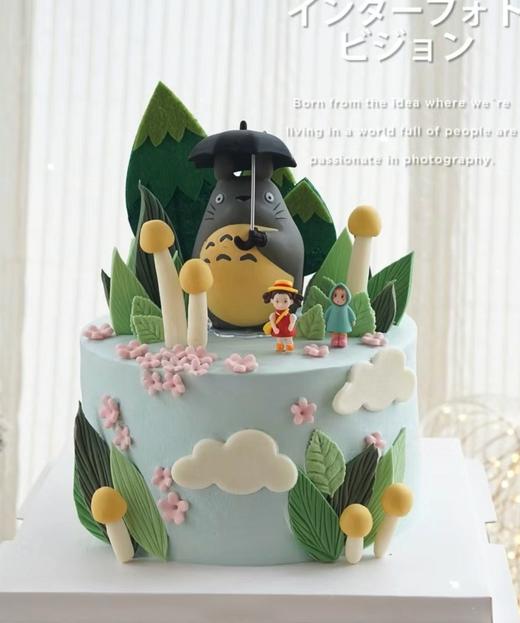 【臻品系列】--加高三层夹心半翻糖【龙猫】蛋糕 商品图0