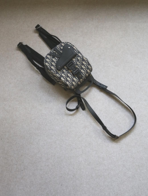 砰噌呛 有情况 哈！雕家的 帆布老花配皮 马鞍系列 迷你 双肩背包 商品图0