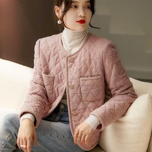 【秋日搭配神器】轻奢气质名媛小香风外套 浮雕花纹衣面经典复古 奢华 百搭气质 优雅时髦 商品图2