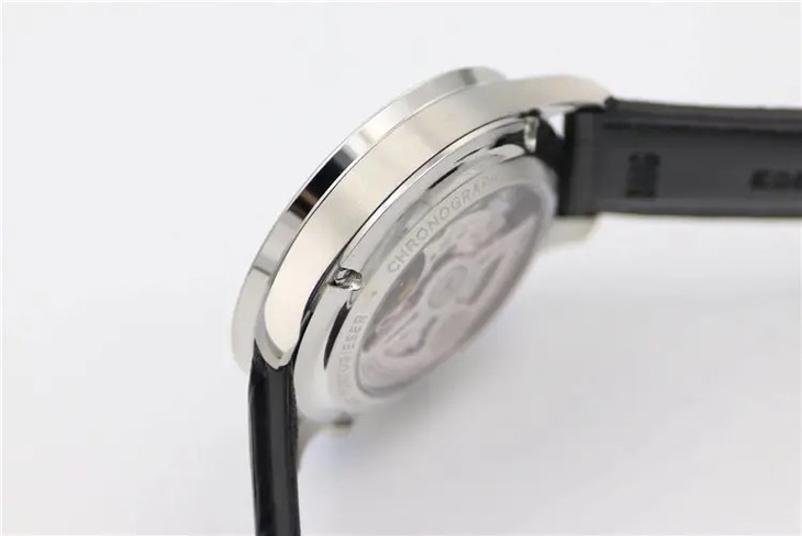 ZF厂万国绿盘葡计V2背透版IW371615对比az怎么样