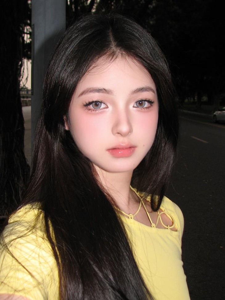 YUKICON 年抛隐形眼镜 芝麻奶灰 14.0mm 1副/2片 左右度数可不同-VVCON美瞳商城22 YUKICON 年抛隐形眼镜 芝麻奶灰 14.0mm 1副/2片 左右度数可不同 - VVCON美瞳商城