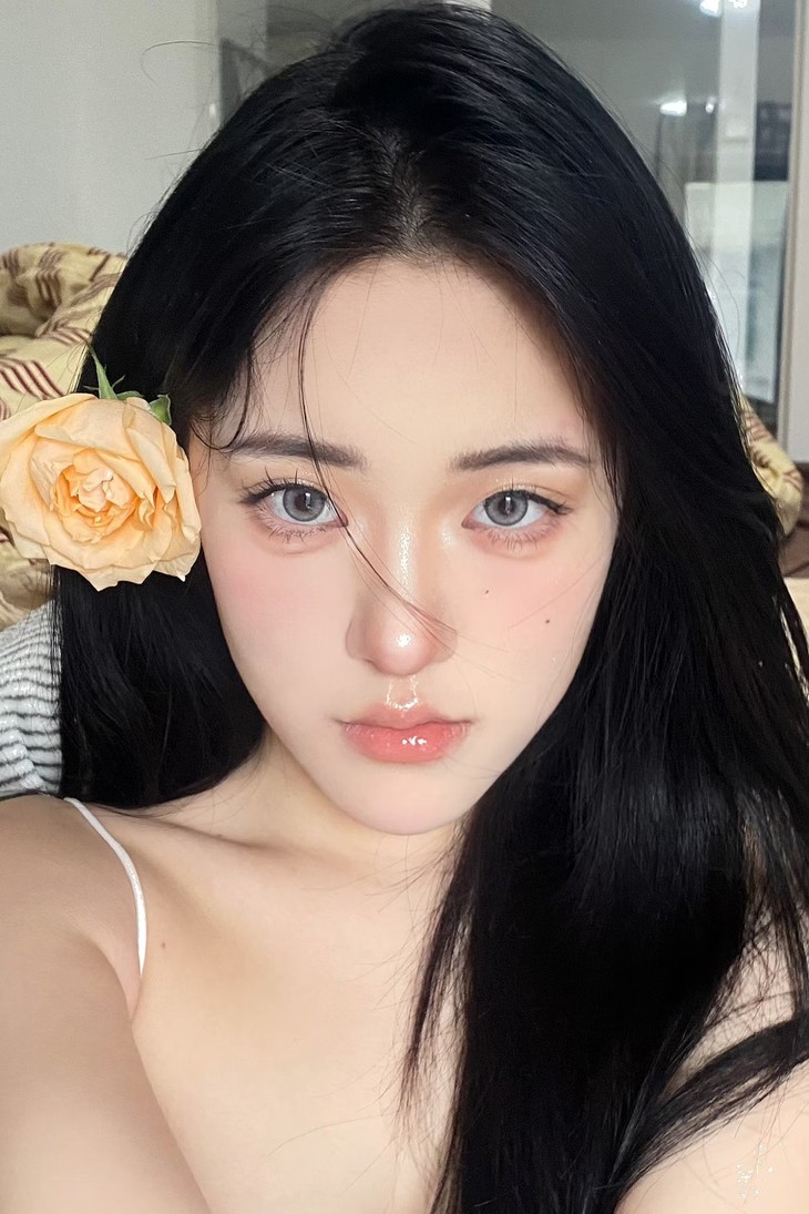 YUKICON 年抛隐形眼镜 芝麻奶灰 14.0mm 1副/2片 左右度数可不同-VVCON美瞳商城15 YUKICON 年抛隐形眼镜 芝麻奶灰 14.0mm 1副/2片 左右度数可不同 - VVCON美瞳商城