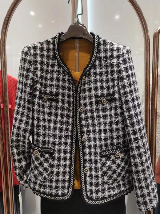 3楼盛世佳人外套黑白色货号23781 商品图0