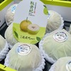 玉露香梨| 梨中之魁首🍐玉贵香梨.秋贵妃～～ 目前少有的鲜梨，集合了香梨、秋月、翠玉所有梨的优点，果肉呈蜂蜜色，肉质酥嫩，水润香甜，咬一口一汪蜜汁酥到化了，蜂蜜般的甜，吃完满口香气 商品缩略图3