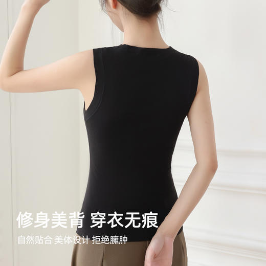 【新款上市，引爆时尚潮流！】热卖款小波浪蚕丝背心，修身贴肤，保暖打底内穿！性感蕾丝网纱工字设计，让你不仅感到温暖，更散发迷人魅力。内带胸垫，塑造完美曲线！ 商品图7