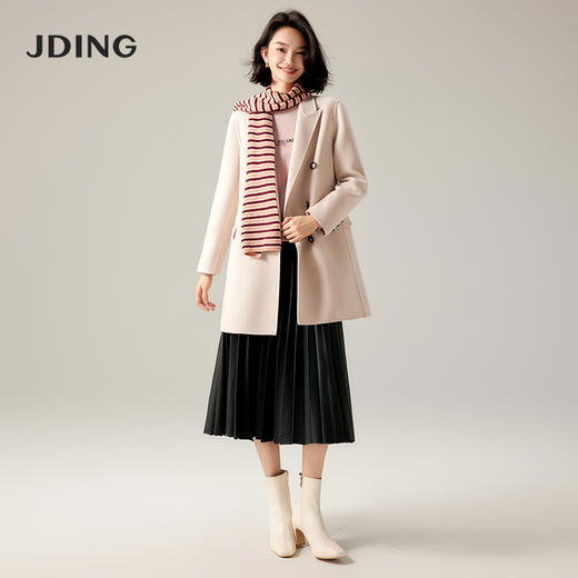 【商场同款】CJCI017 温柔初见双面呢大衣 优质绵羊毛,质感细腻丰盈滑顺 利落流畅的H廓形 不挑身材好穿好搭 双排扣短大衣 商品图6