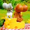 Soap Studio 猫和老鼠 杰瑞喂吃小泰菲摆件 商品缩略图3