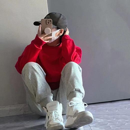 鸿星尔克秋季新款卫衣亲子装 秋季新潮套装 款式较多试用于不同的心情要求 亲子情侣套装多一些共通多一些暖意 商品图3