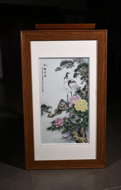 粉彩松鹤同春瓷板 商品图0