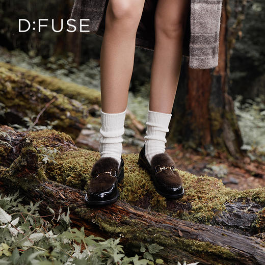 Dfuse迪芙斯秋款漆皮拼接水貂毛毛休闲乐福鞋DF33112118 商品图0