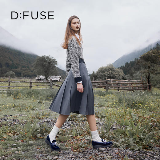 DFuse迪芙斯秋款天鹅绒面钻扣厚底乐福鞋女一脚蹬圆头单鞋DF33112066 商品图1