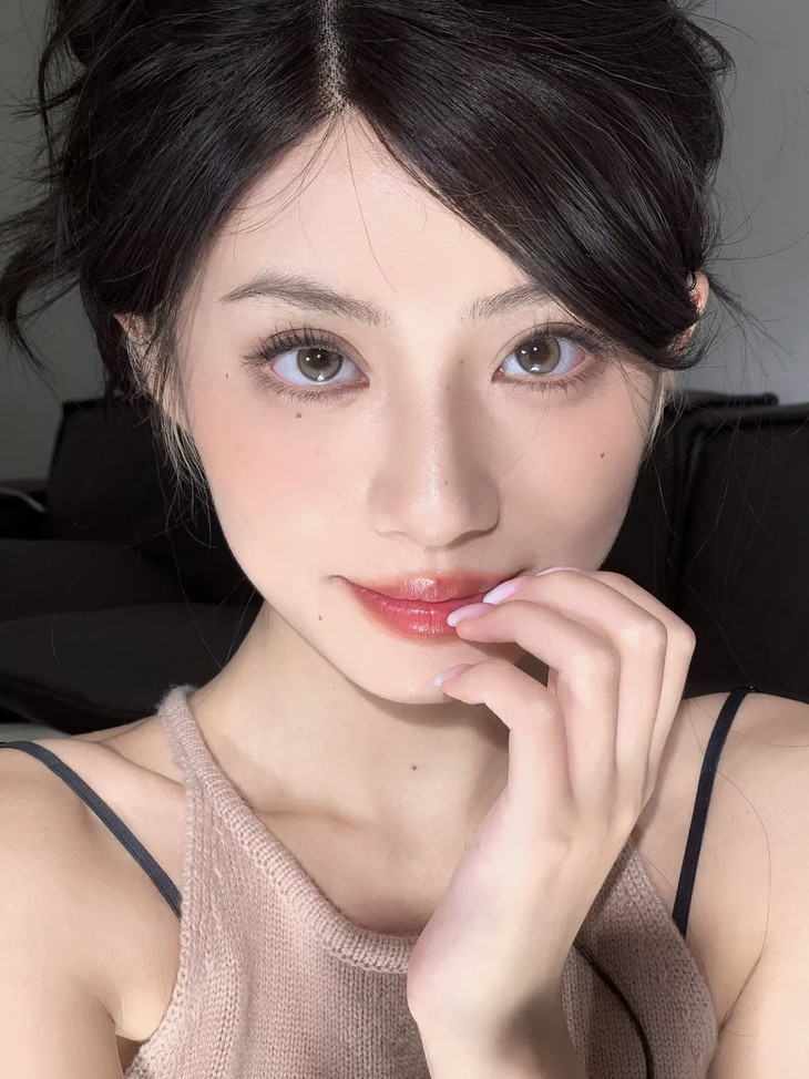 YUKICON 日抛/年抛双版本隐形眼镜 冷杏棕 14.2mm 日抛1盒/10片 年抛1副/2片 日抛左右度数不同需两盒-VVCON美瞳商城18
