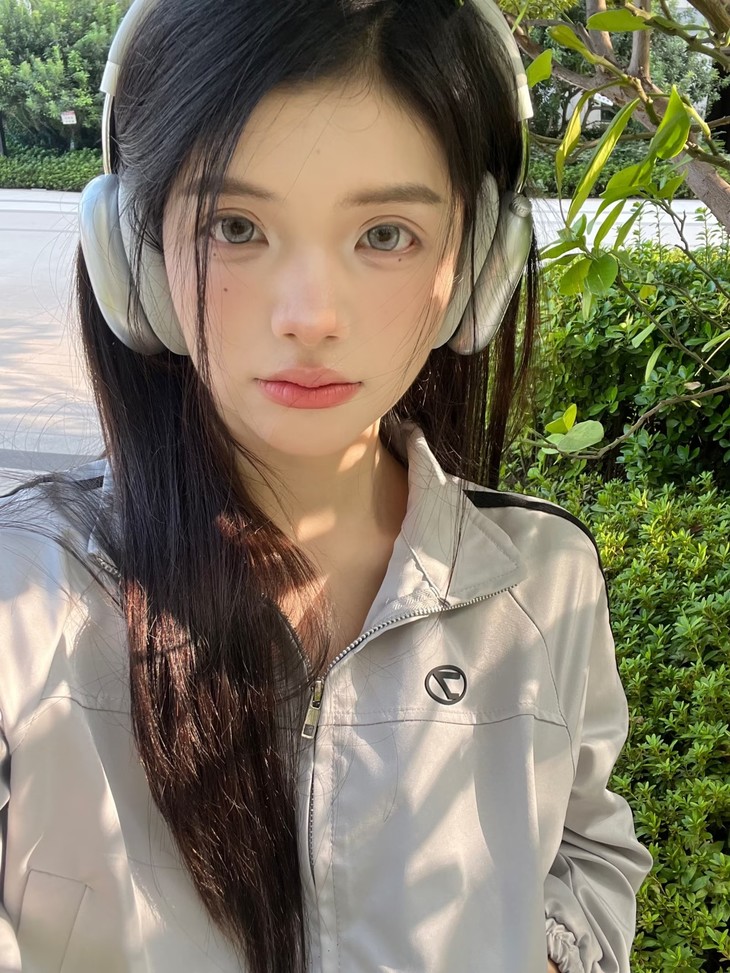 YUKICON 年抛隐形眼镜 芝麻奶灰 14.0mm 1副/2片 左右度数可不同-VVCON美瞳商城17 YUKICON 年抛隐形眼镜 芝麻奶灰 14.0mm 1副/2片 左右度数可不同 - VVCON美瞳商城