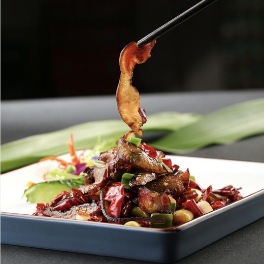 餐云匠心腊猪脸 用匠人匠心做的品质腊味 得到追求品质的餐饮同行一直认可 用品质征服顾客味蕾 商品图1