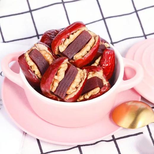 域之谷枣夹双核桃仁山楂糕 商品图1