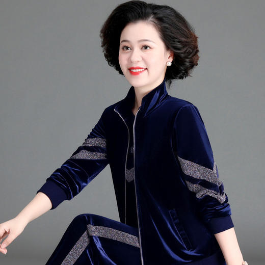 中年人妈妈秋装，外套洋气中老年女装金丝绒休闲运动服三件套装春秋ZB-XH213088 商品图2