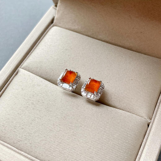 高冰到玻璃种黄翡耳钉18k白金钻石镶嵌 商品图5