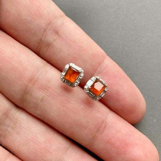 高冰到玻璃种黄翡耳钉18k白金钻石镶嵌 商品图8