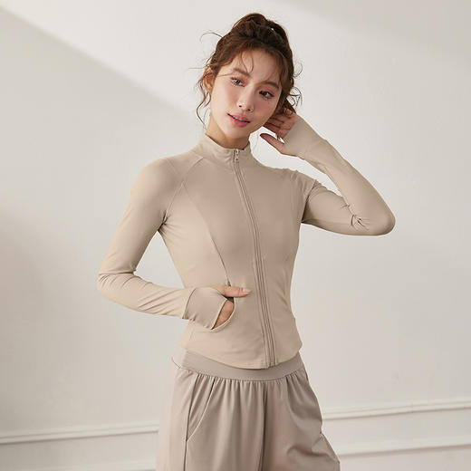 跃牌【化蝶双飞】系列 裸感立领紧身显瘦性感瑜伽服上衣运动外套 TM0136 商品图3