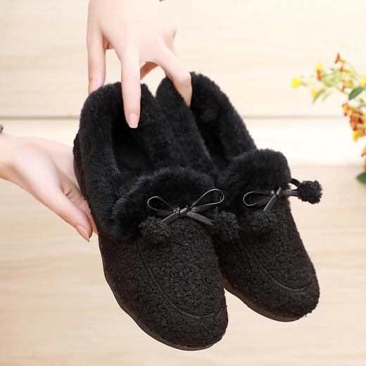 冬季爆款【时髦网红毛毛鞋】休闲加绒棉鞋  轻便保暖雪地靴 一脚蹬豆豆鞋 中老年 商品图5