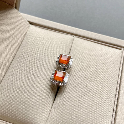 高冰到玻璃种黄翡耳钉18k白金钻石镶嵌 商品图3