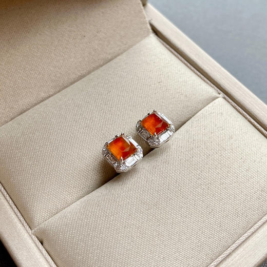 高冰到玻璃种黄翡耳钉18k白金钻石镶嵌 商品图2