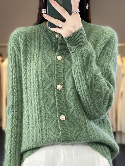 QHJY-JY632加厚圆领开衫100羊毛针织毛衣外套复古绞花保暖上衣 商品图1