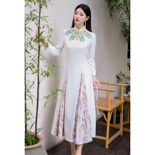 FLZD-23162波西米亚民族风刺绣花朵立领印花褶皱修身显瘦百搭长裙连衣裙女 商品图9