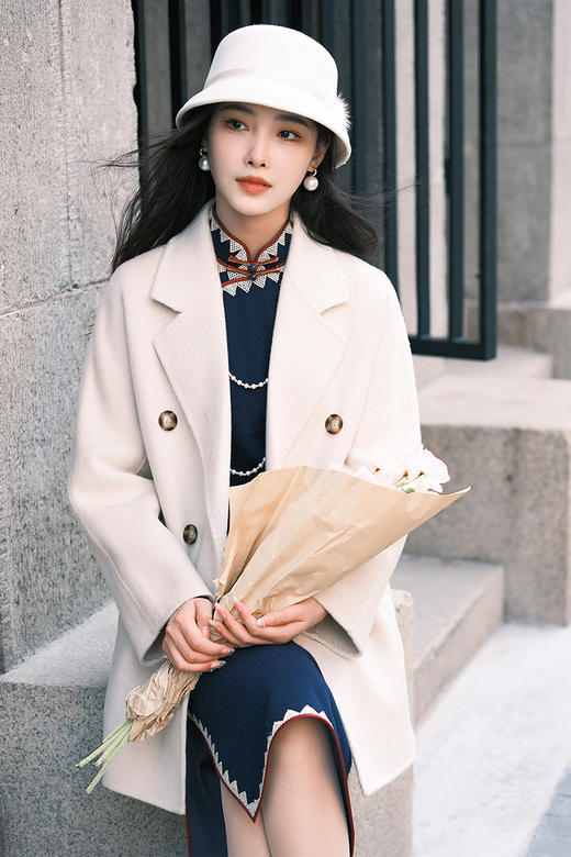 逸红颜明月优选#美拉德大衣『枝白』30%进口骆驼绒+70%澳洲羊毛大衣，轻松穿出松弛感的优雅！ 商品图6