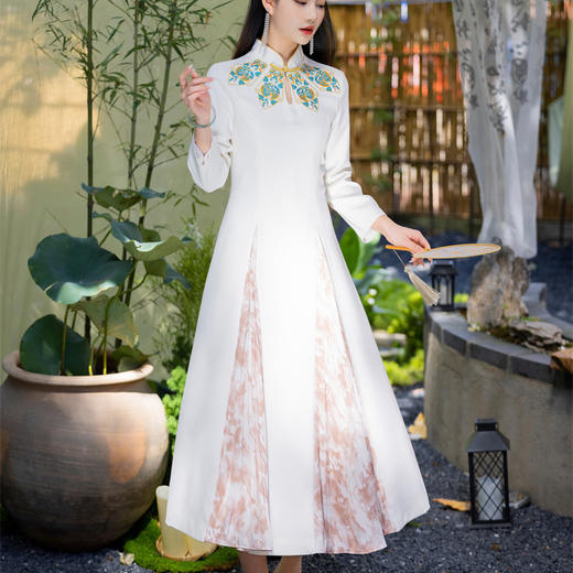 FLZD-23162波西米亚民族风刺绣花朵立领印花褶皱修身显瘦百搭长裙连衣裙女 商品图5