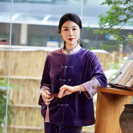 FLZD新中式唐装丝绒拼接外套女装开衫上衣盘扣刺绣气质感国风女 商品图0