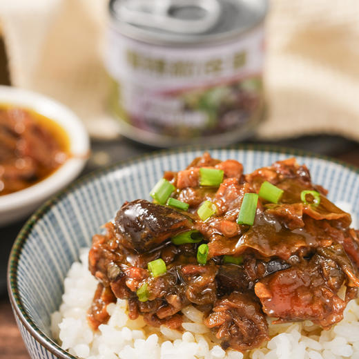 擂辣椒皮蛋 皮蛋与鲜椒清香融合，香辣油润，开胃又舒爽 商品图1