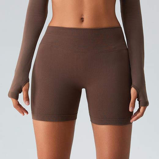 跃牌【化蝶双飞】系列 无缝蜜桃提臀跑步紧身健身运动瑜伽三分短裤 MS0155 商品图0